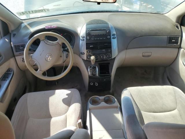 2006 Toyota Sienna CE