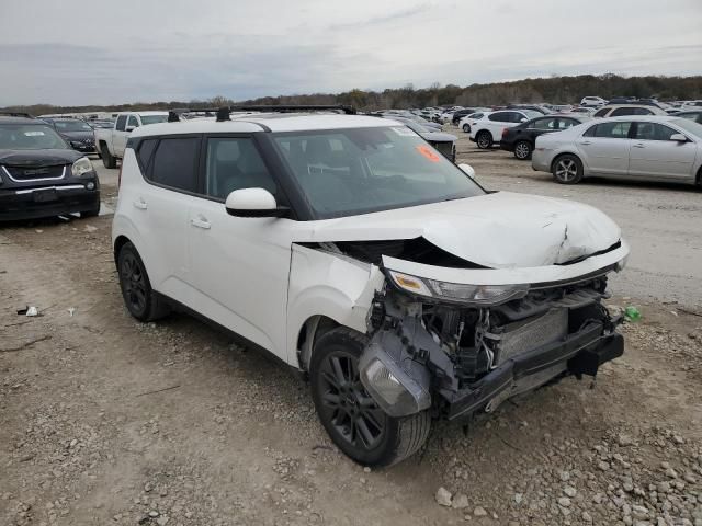 2022 KIA Soul EX