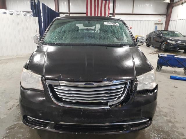 2015 Chrysler Town & Country Touring L