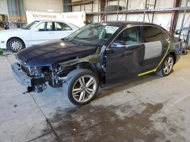 2014 Volkswagen Passat SE