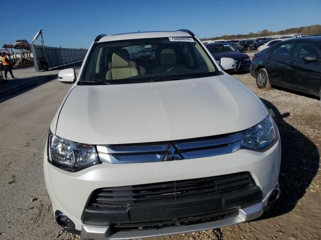 2015 Mitsubishi Outlander SE