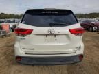 2017 Toyota Highlander SE