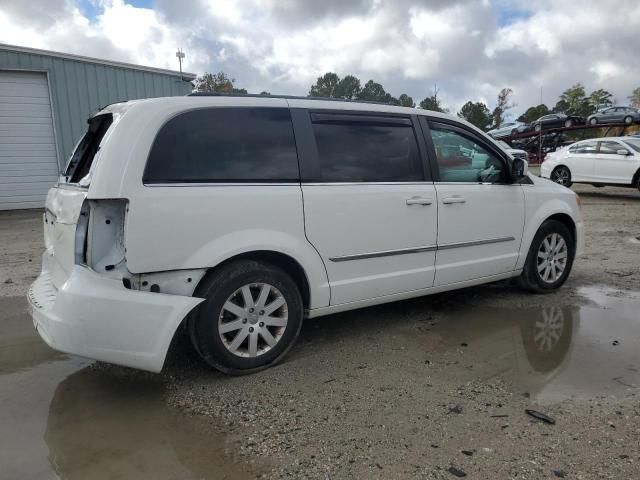 2013 Chrysler Town & Country Touring