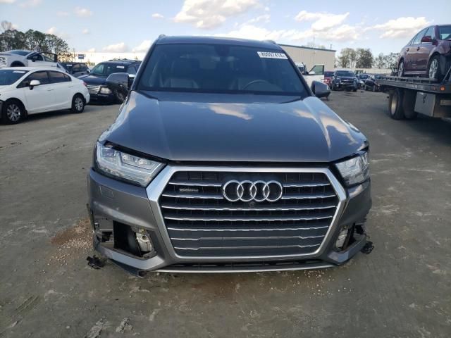 2018 Audi Q7 Premium Plus