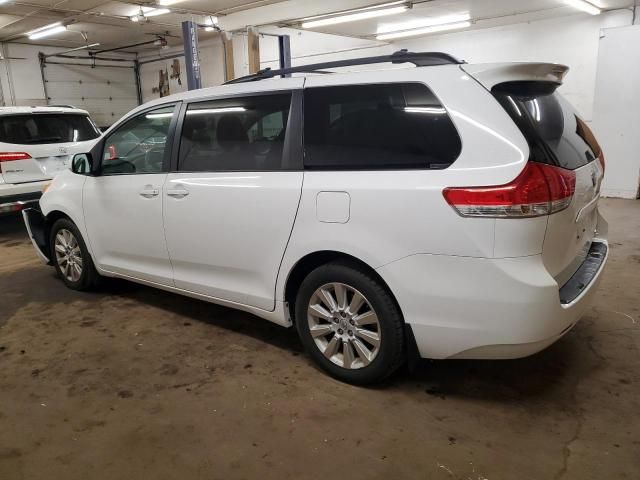 2014 Toyota Sienna LE