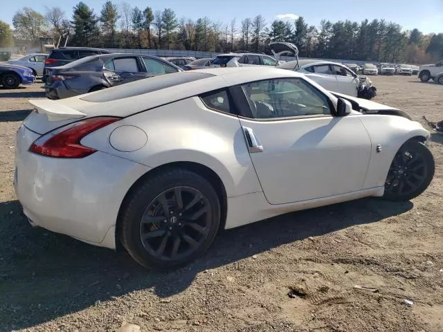 2016 Nissan 370Z Base