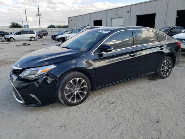 2018 Toyota Avalon XLE