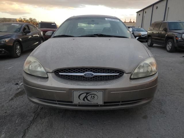 2002 Ford Taurus SE