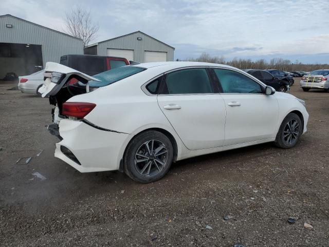 2023 KIA Forte EX