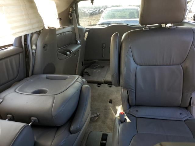 2010 Toyota Sienna XLE