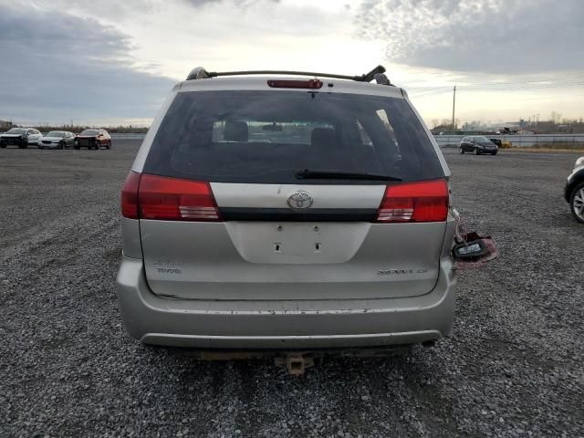 2004 Toyota Sienna CE