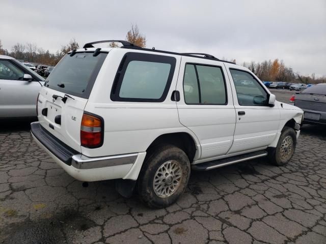 1997 Nissan Pathfinder LE