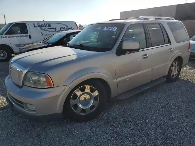 2005 Lincoln Navigator