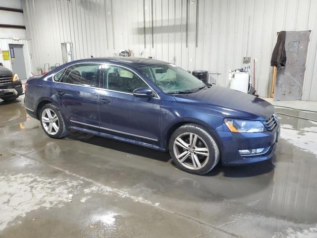 2012 Volkswagen Passat SEL