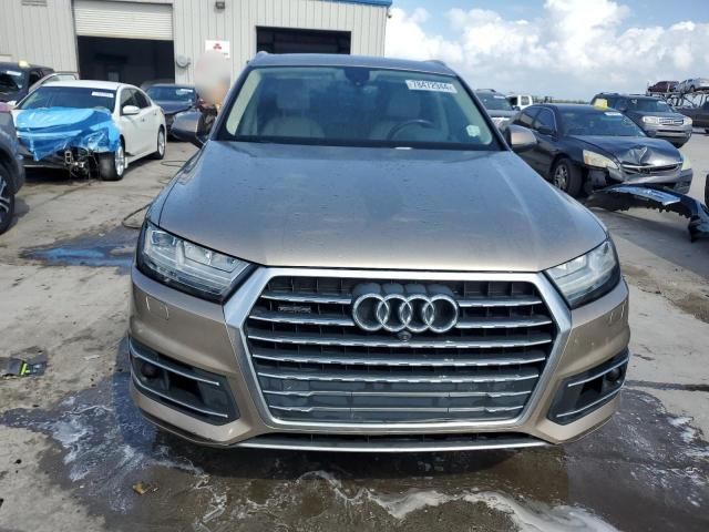 2018 Audi Q7 Prestige