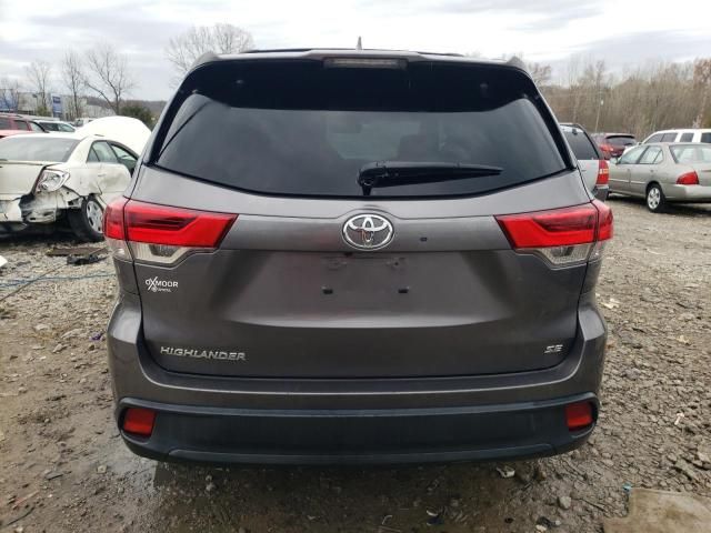 2018 Toyota Highlander SE