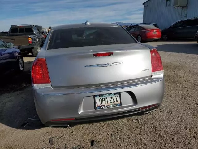 2015 Chrysler 300 Limited