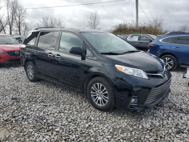 2018 Toyota Sienna XLE