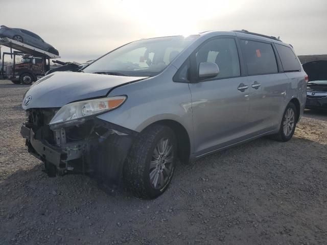 2011 Toyota Sienna XLE