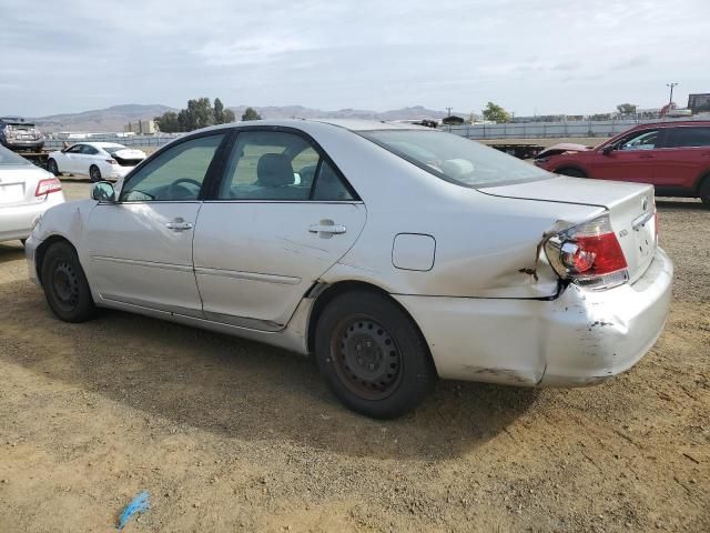 2005 Toyota Camry LE