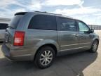 2009 Chrysler Town & Country Touring