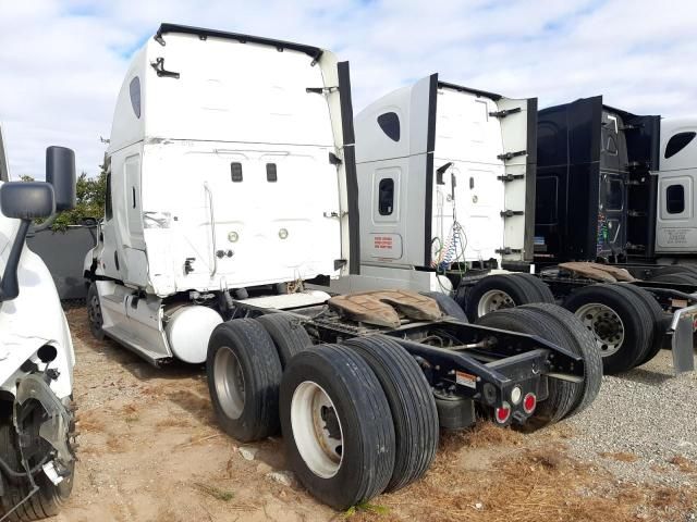 2015 Freightliner Cascadia 125