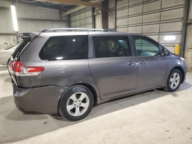 2011 Toyota Sienna LE