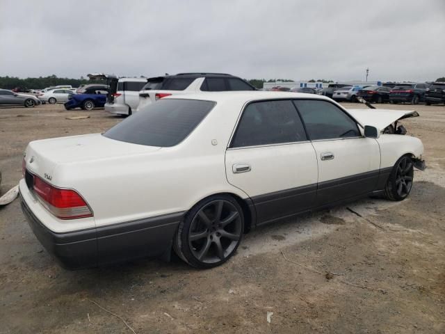 1997 Toyota Crown Salo