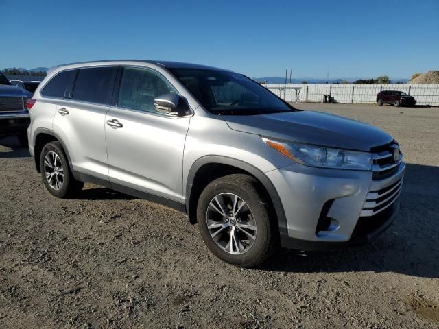 2019 Toyota Highlander LE