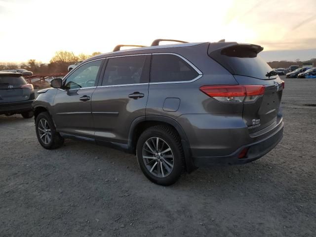 2019 Toyota Highlander SE