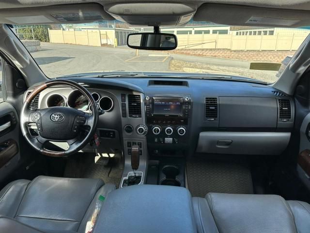 2010 Toyota Sequoia Platinum