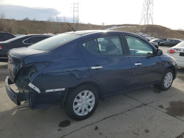 2013 Nissan Versa S