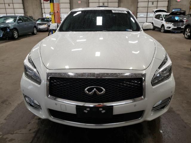 2015 Infiniti Q70 3.7