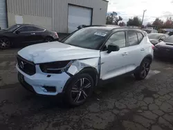 2021 Volvo XC40 T5 R-Design en venta en Woodburn, OR