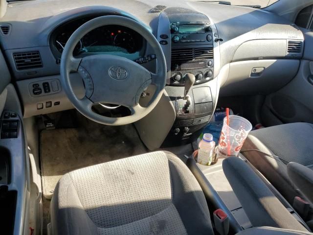 2006 Toyota Sienna CE