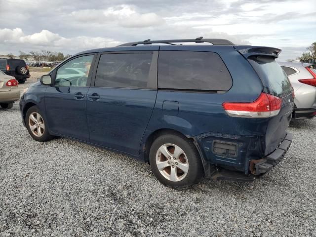 2011 Toyota Sienna LE