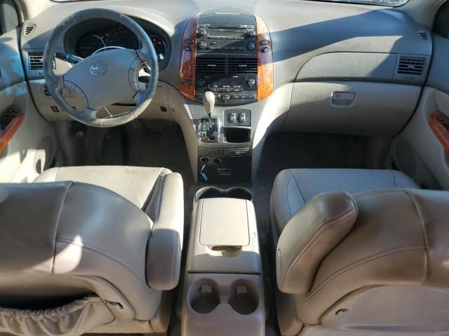 2008 Toyota Sienna XLE