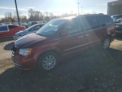 Carros salvage sin ofertas aún a la venta en subasta: 2016 Chrysler Town & Country Touring