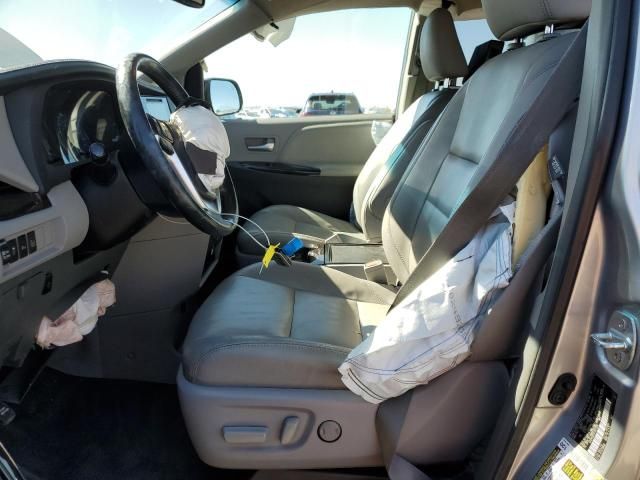 2015 Toyota Sienna XLE