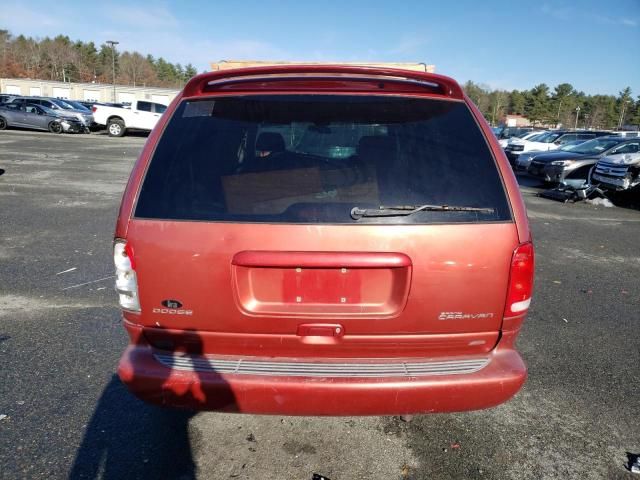 2000 Dodge Grand Caravan SE