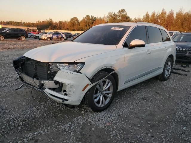 2019 Audi Q7 Premium Plus