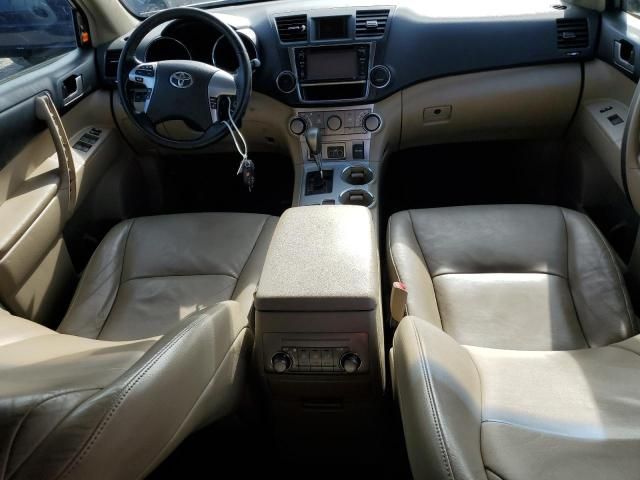 2013 Toyota Highlander Base