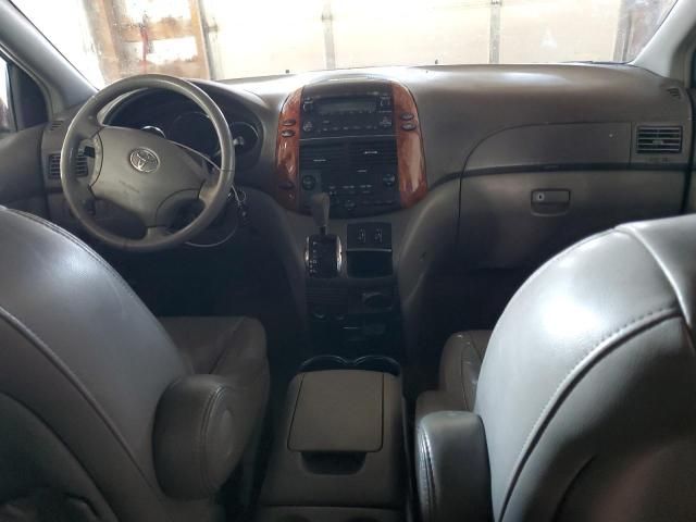 2006 Toyota Sienna XLE