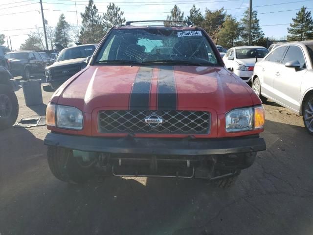 2001 Nissan Pathfinder LE