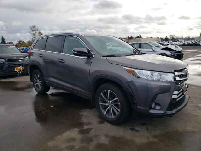 2018 Toyota Highlander SE