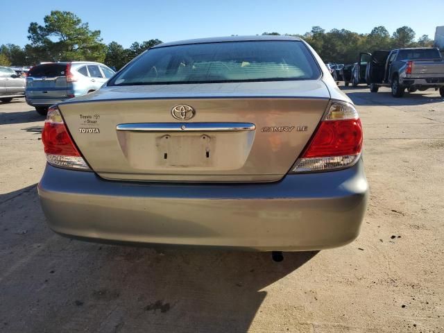 2005 Toyota Camry LE