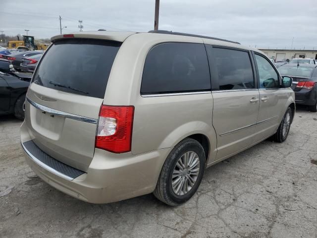 2015 Chrysler Town & Country Touring L