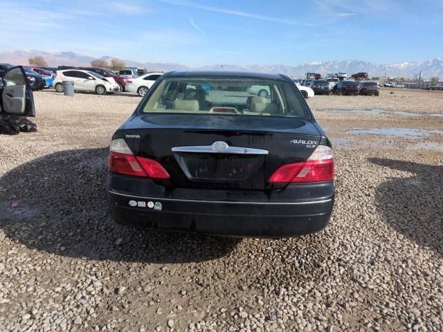 2004 Toyota Avalon XL