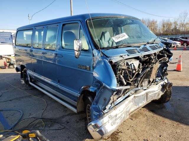 1986 Dodge RAM Wagon B250