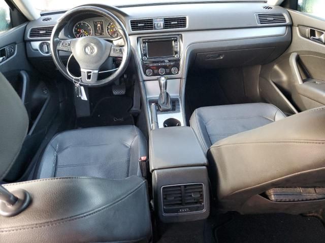 2014 Volkswagen Passat SE